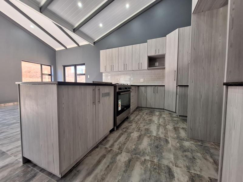 3 Bedroom Property for Sale in Island View Western Cape